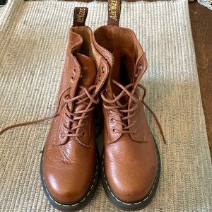Dr Martens, Pascal Boots, Size 8